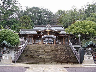 鎮西大社諏訪神社