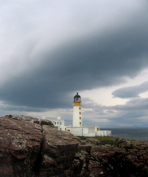 File:Clouds over the Rubha Réidh Lighthouse - geograph.org.uk - 829345.jpg