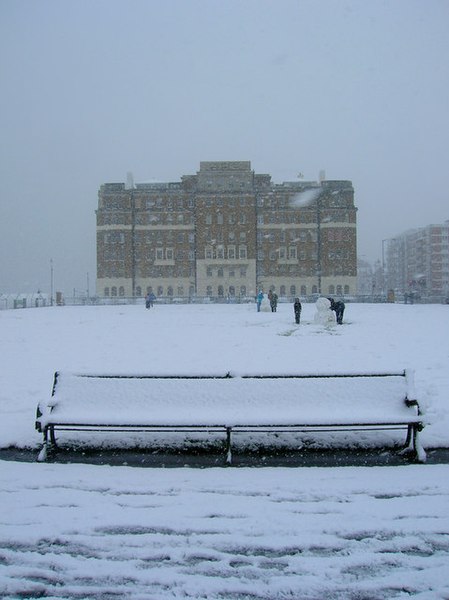 File:Courtney Gate - geograph.org.uk - 752724.jpg