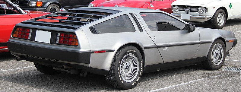 File:De Lorean DMC-12 01 rear.jpg