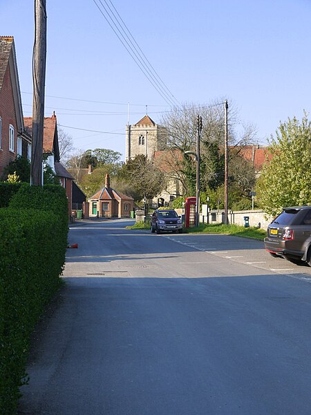 File:Dorchester on Thames, Bridge End (1) - geograph.org.uk - 6118081.jpg