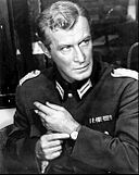 Edward Mulhare: Age & Birthday