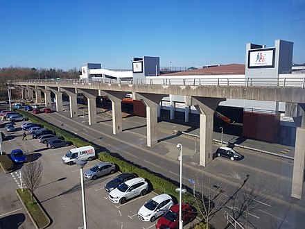 Elevated busway at Runcorn Shopping City