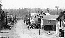 Dundas Street in Erindale (circa 1910) Erindale, Ontario (circa 1910).jpg