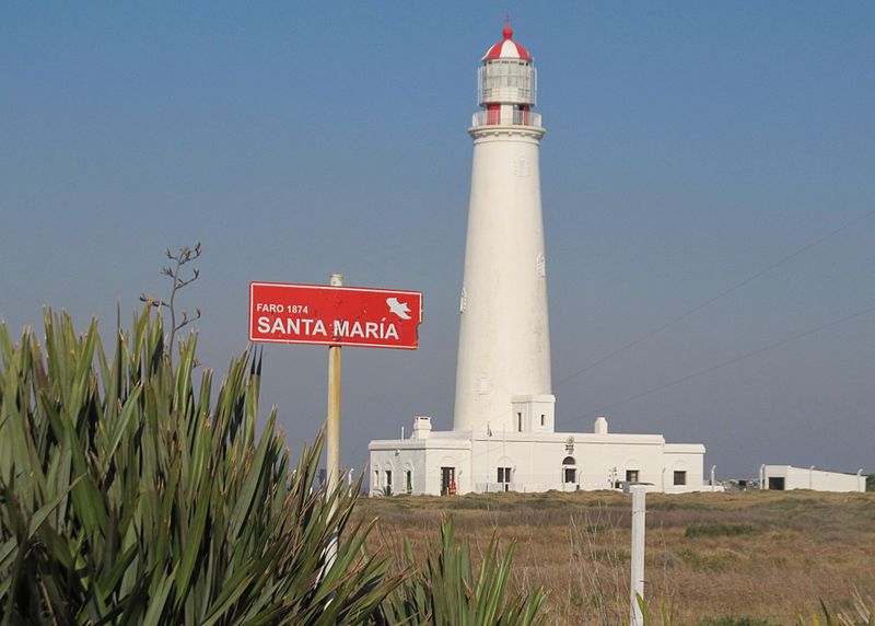 File:Faro La Paloma (1).jpg