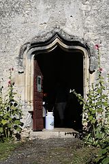 Entrée de la chapelle Saint-Roch.