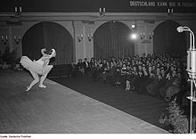 Maja Plissezkaja,
Schlussapplaus in der Kongresshalle Leipzig, 1951