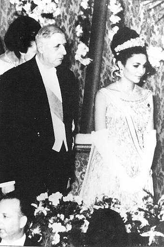 Iranian Empress Farah Pahlavi meeting with Charles de Gaulle in France, 1961