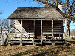 Front view of the Upshaw House, Dalton, Arkansas.JPG