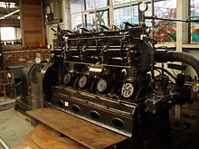 A Gardner 4T5 4-cylinder hot bulb engine on display at the Anson Engine Museum, Stockport, UK GardnerhotbulbAnson.JPG