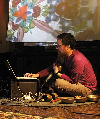 <span class="mw-page-title-main">Greg Davis (musician)</span> American electronic musician