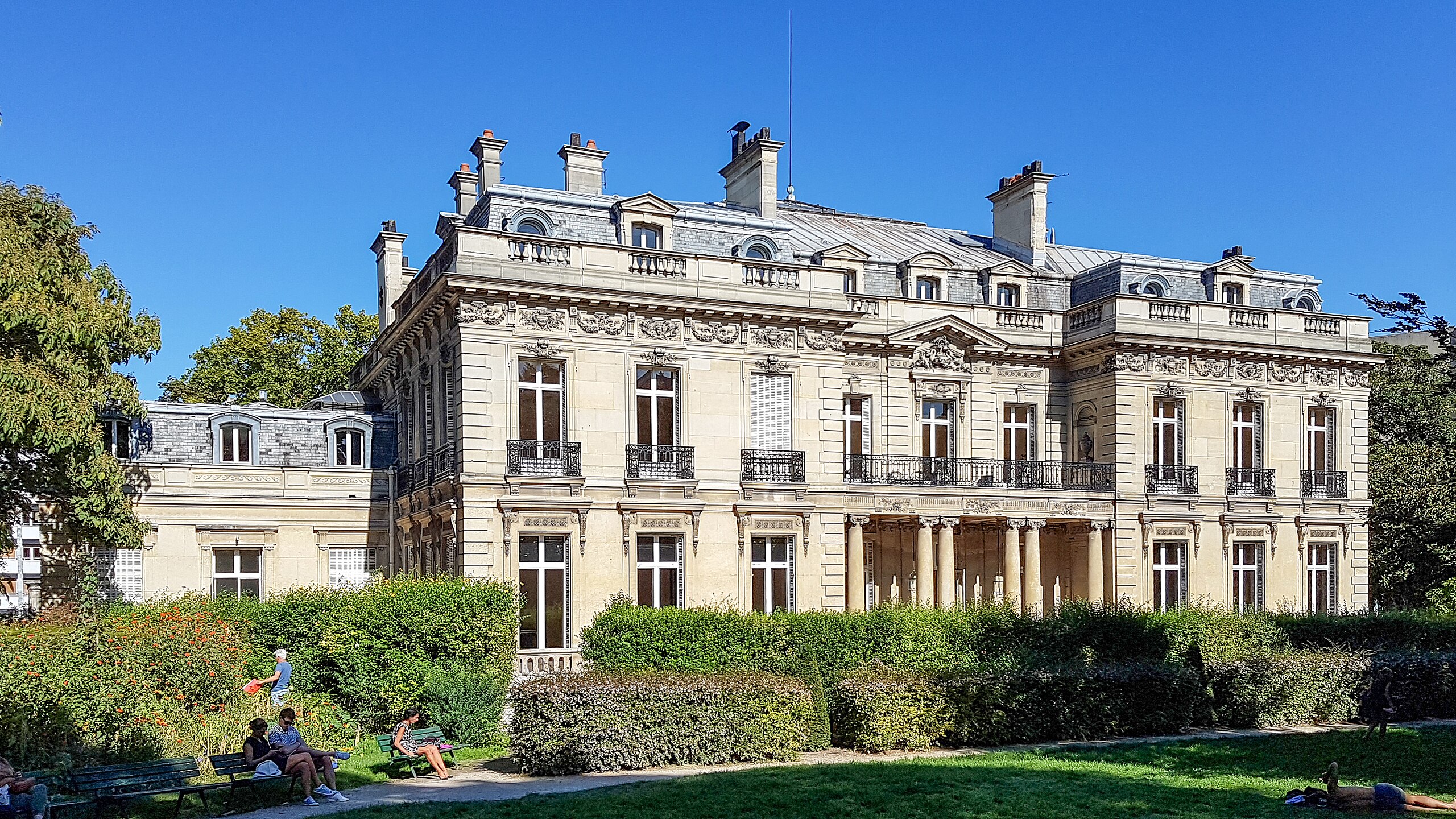File:Hôtel Salomon de Rothschild (Paris).jpg - Wikimedia Commons