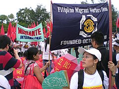 菲律賓外籍家庭傭工組織也有参與