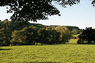 <span class="mw-page-title-main">Heighley Castle</span> Ruined castle in Staffordshire, England