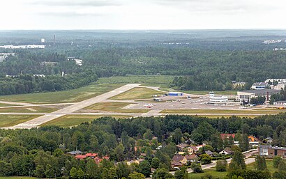 Kuinka päästä määränpäähän Helsinki-Malmin Lentoasema käyttäen julkista liikennettä - Lisätietoa paikasta