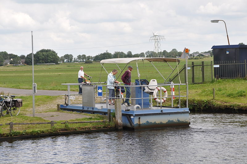 File:Het fietspontje NIJE SKOU (04).JPG