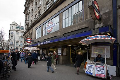How to get to Holborn Station with public transport- About the place