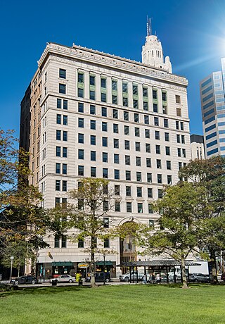 <span class="mw-page-title-main">Huntington National Bank Building</span> Bank and office building in Columbus, Ohio