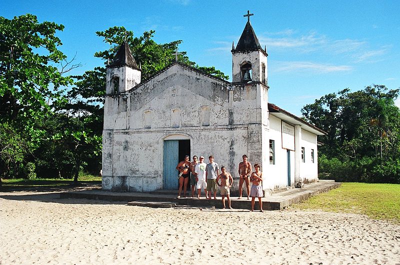 File:Igreja de Ararapira, Cananéia SP.jpg