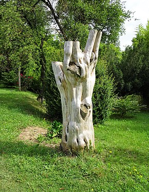 Beaumont-Monteux Zen Garden