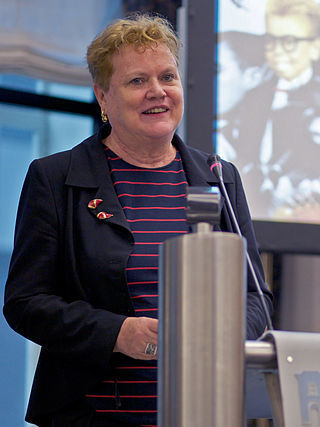 <span class="mw-page-title-main">Jeltje van Nieuwenhoven</span> Dutch librarian and politician