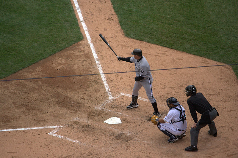 File:Jim Thome bats 2009.jpg