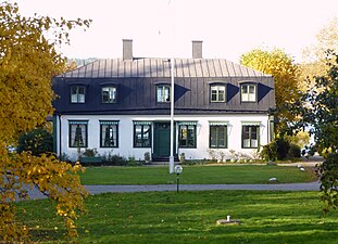 Johannesdals gård huvudbyggnad från landsidan.