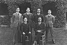 Gorton (seated,left) with other senior students and a teacher at Geelong Grammar School,about 1930 John Gorton (seated left),teacher and other senior students,Geelong Grammar,ca 1930.jpg