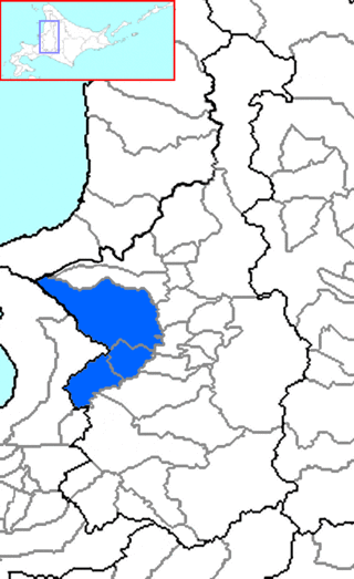 Carte bicolore montrant l'emplacement du district de Kabato.