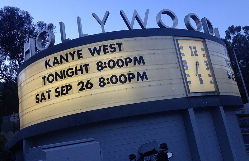 File:Kanye West's 808s & Heartbreak @ The Hollywood Bowl - Night 1 (09-25-15) (21746337981).jpg