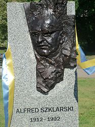 Alfred Szklarski.