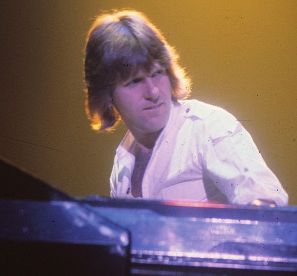 Emerson performing in concert with Emerson, Lake & Palmer in 1977