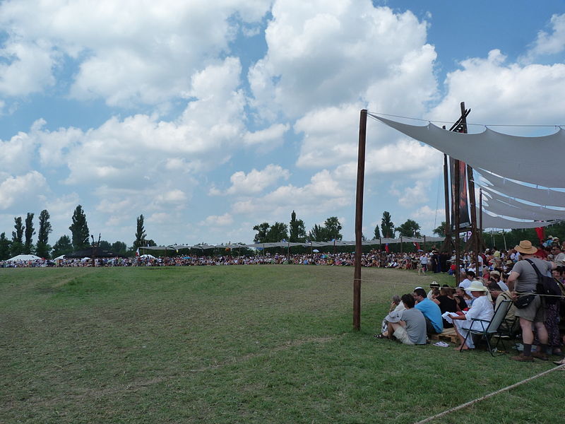 File:Kurultáj - Magyar Törzsi Gyűlés, Bugac, 2014.08.09 (2).JPG