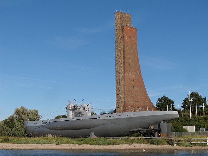 File:Laboe U995.JPG