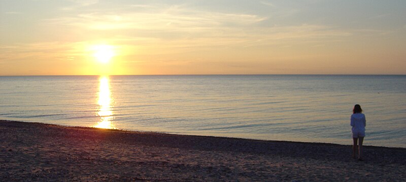 File:Lake Superior.jpg