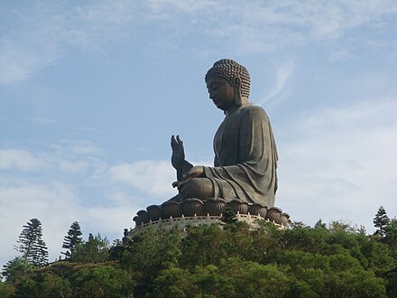 Tian Tan Budda - The largest seated Buddha in bronze