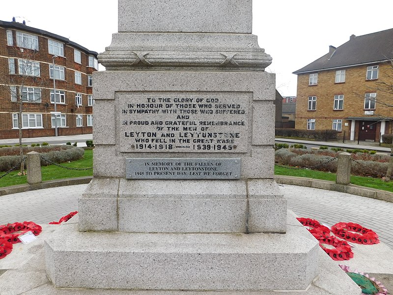 File:Leyton and Leytonstone War Memorial, Leytonstone High Road 2.jpg