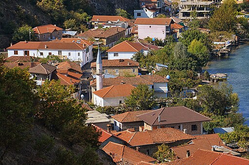 Albanisches Fischerdorf Lin am Ohridsee (gemischtes UNESCO-Welterbe in ALbanien)