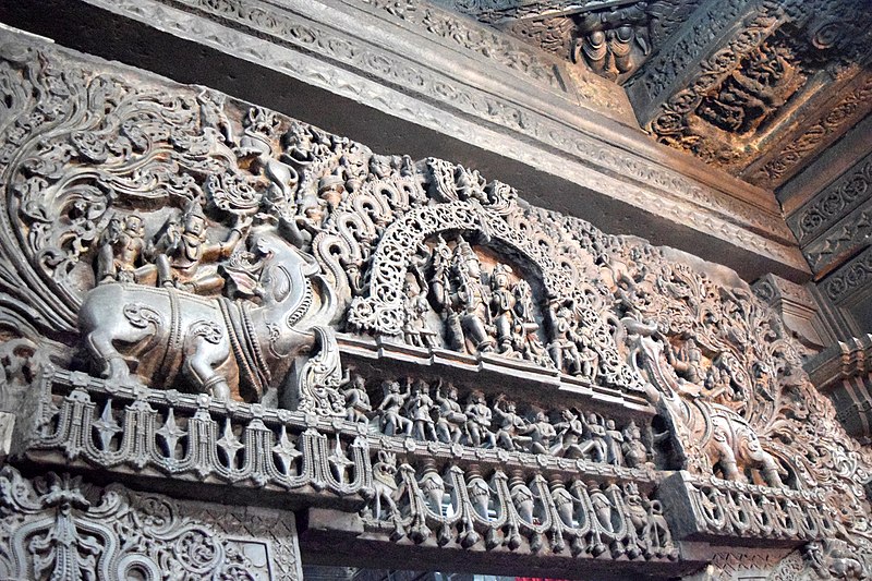 File:Lintel relief Sculpture at Channakeshava temple, Belur.jpg