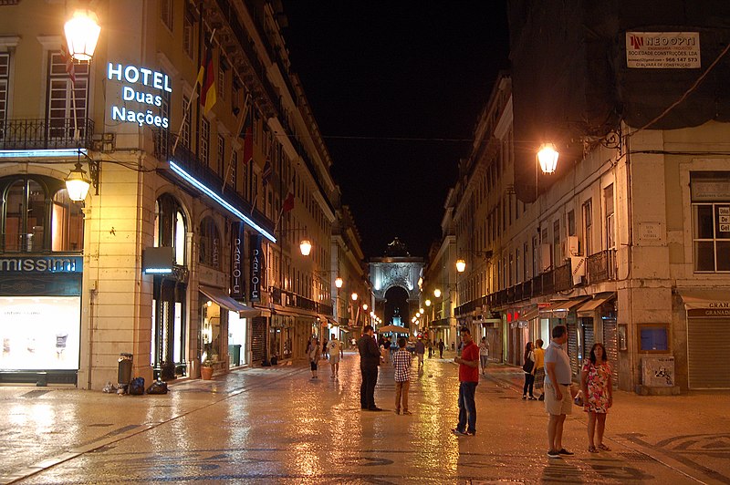 File:Lisbon - Rua Augusta - panoramio.jpg