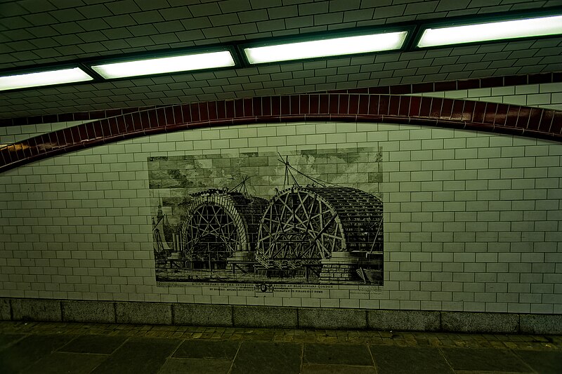 File:London - Marigold Alley - South Bank - Jubilee Walkway - Pedestrian Passage under Blackfriars Railway Bridge 1869 by Thomas Cubitt 02.jpg