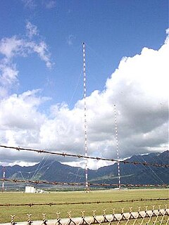 Lualualei VLF transmitter Mast radiator insulated against ground in Hawaii, United States