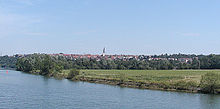 Poppenweiler vom Neckar gesehen