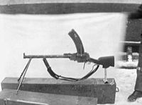 Miniatyrbild för Madsen (kulsprutegevär)