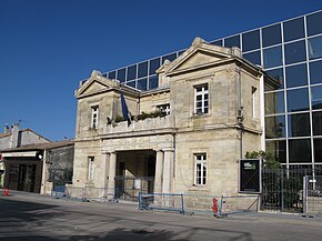 Mairie de Pessac.jpg