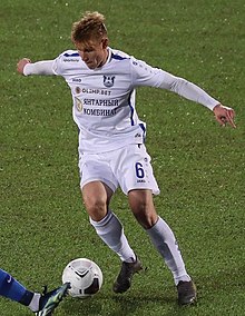 Maksim Kuzmin 2021.jpg