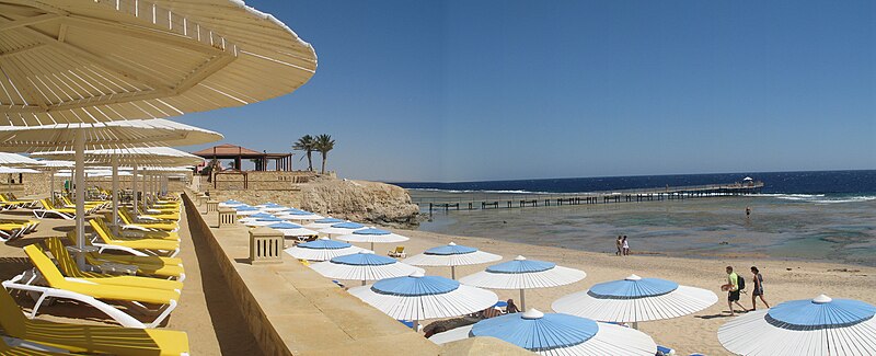 File:Marsa Alam Plage du grand resta resort 1.jpg