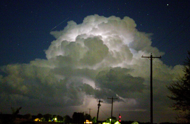 File:Meteor cloud (4548432993).jpg