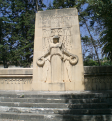 Monument voor de doden in Meknes.png