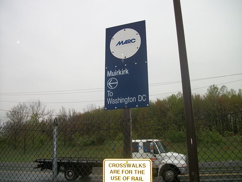 File:Muirkirk MARC Station sign to DC.jpg